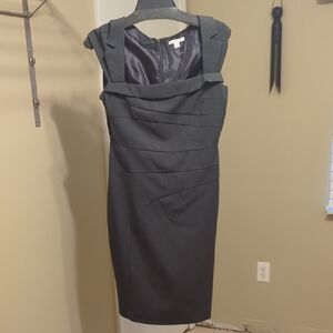 Gray Sleeveless Sheath Dress with Square Neck